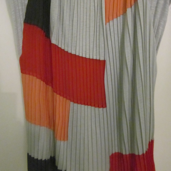 Anthro One September Top S Color Swatch Accordian - Picture 6 of 8